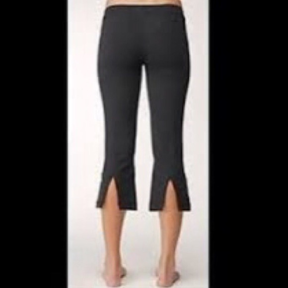 never worn Lululemon leggings, nwot size 2 - Picture 4 of 4