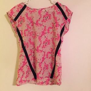 Banana Republic pink floral top