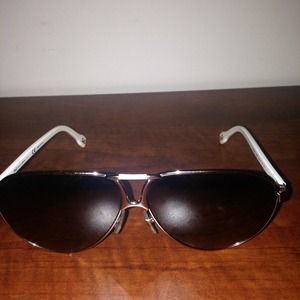 Dolce and Gabbana Aviator Glasses 💖