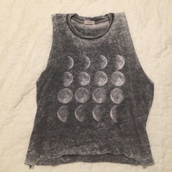 Brandy Melville Moon Phase Tank!!