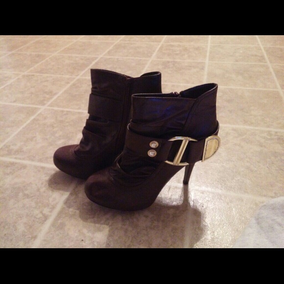 Wet Seal heels