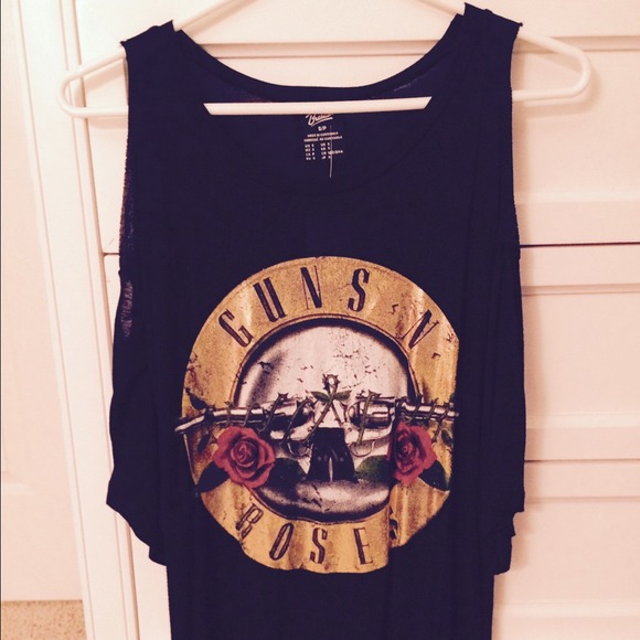 Guns N Roses Top