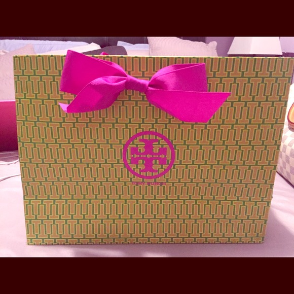 Tory Burch gift bag - Picture 1 of 1