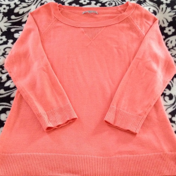 GAP Crew Neck Sweater
