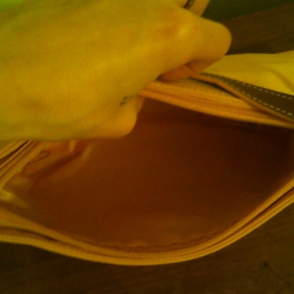 purse - Picture 4 of 4