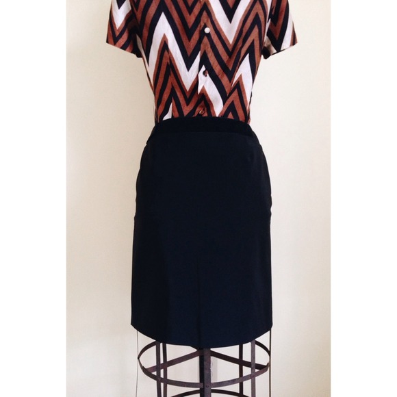 Prada pencil skirt - Picture 4 of 4