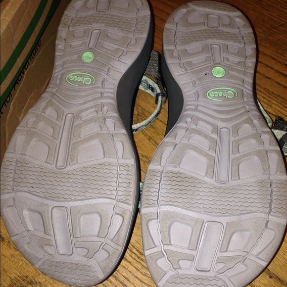 🍃Sold eBay🍃 Chaco Royal Sandals In Soundwaves - Picture 4 of 4