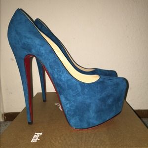 Christian Louboutin Daffodile