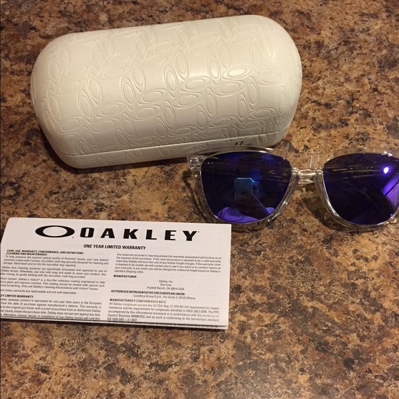 Oakley Frogskin Sunglasses