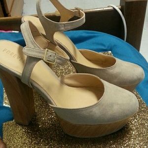 *REDUCED* Beige Forever 21 Block Heel Pumps
