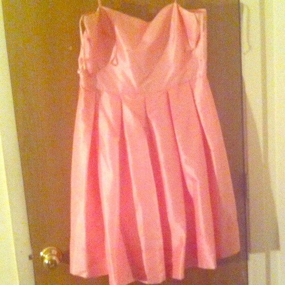 Pink pleated strapless dress