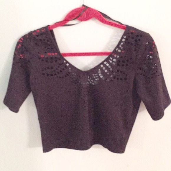 UO crop top 🎱