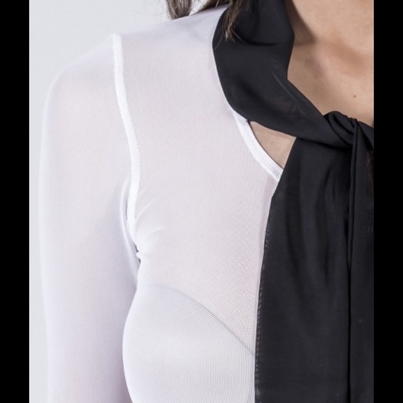 💟🆕CARY // LONG SLEEVE [White] - Picture 2 of 3