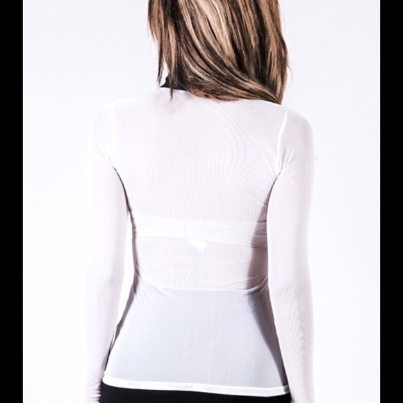 💟🆕CARY // LONG SLEEVE [White] - Picture 3 of 3