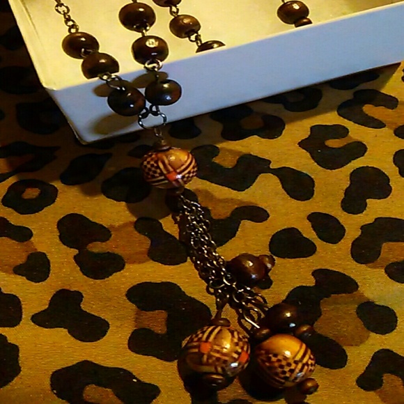 Wood Bead Set - Picture 2 of 4