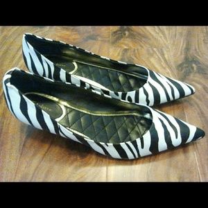 Low heel animal print shoes