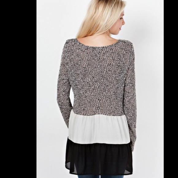 ❤️SOLD OUT❤️Color Block Knit Tunic Blouse❤️ - Picture 4 of 4