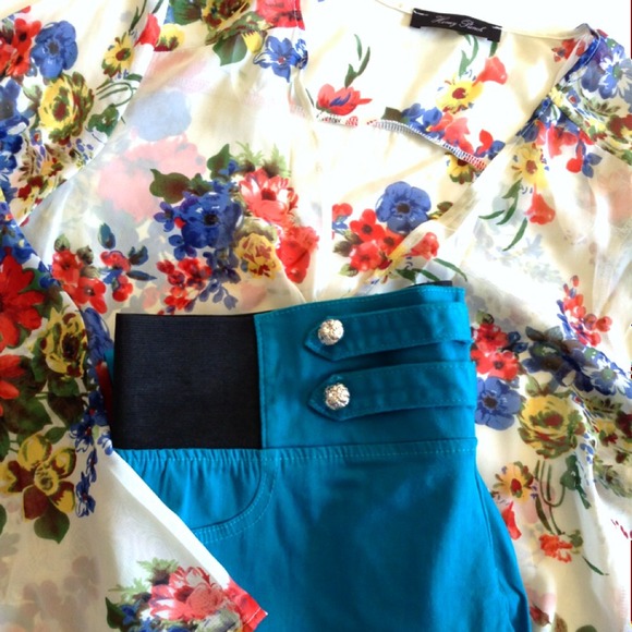 🚫SOLD IN BUNDLE🚫 - Picture 2 of 2