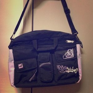 Roxy messenger bag