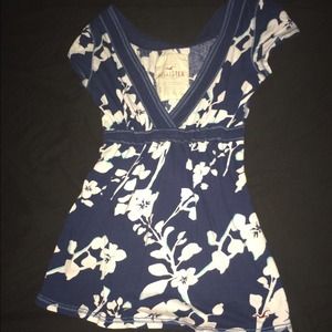 Hollister baby doll tee