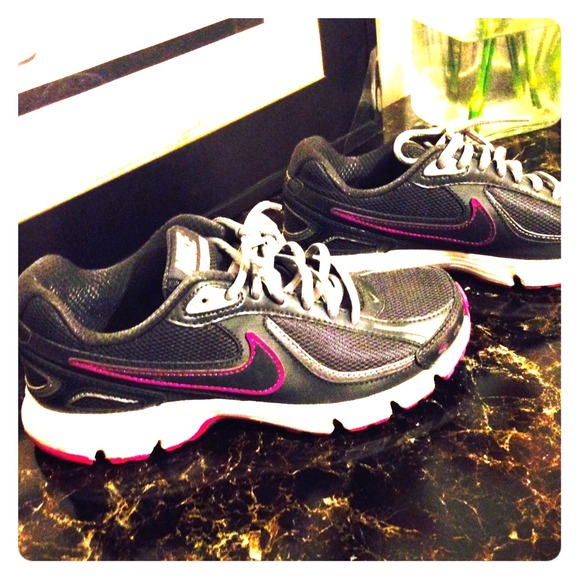 Nike size 5