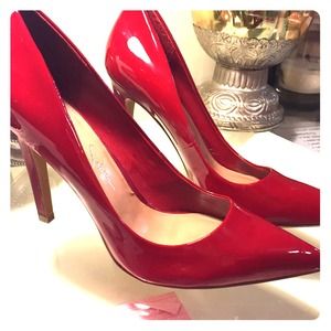 🎉REDUCED🎉 VGUC Jessica Simpson Heels