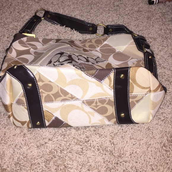 Brown patchwork Coach Purse! - Picture 4 of 4