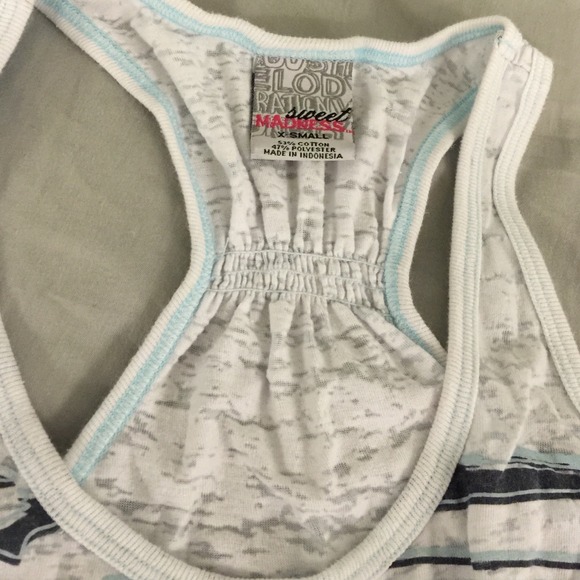 Cute Racerback tank XS - Picture 3 of 3