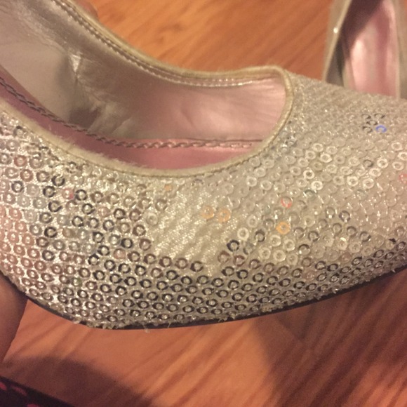 silver sequined heels! - Picture 2 of 4