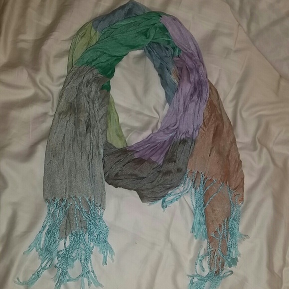 Multicolored Scarf - Picture 2 of 2
