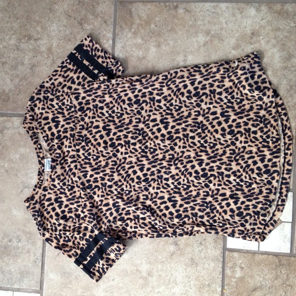 PINK Victoria's Secret Tops - VICTORIAS SECRET shirt
