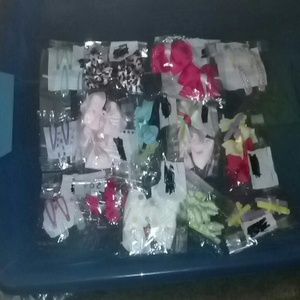 Variety of bow barretts