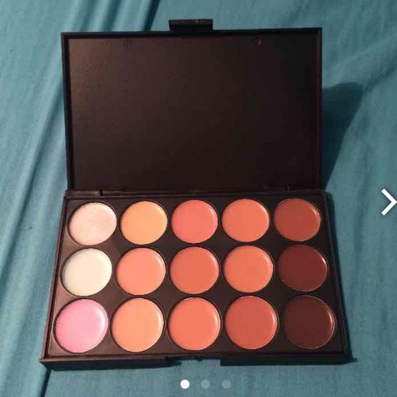 🚫SOLD🚫 on mercari✅Professional contour kit - Picture 1 of 3