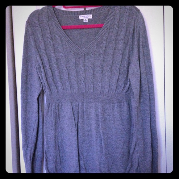 Drk grey maternity sweater