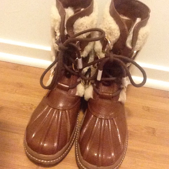 Tory Burch Winter Boots
