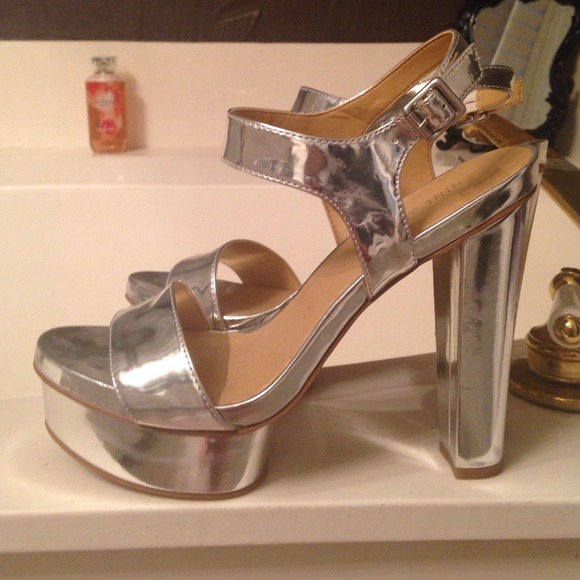 Silver platform w chunky heel... Really comfy