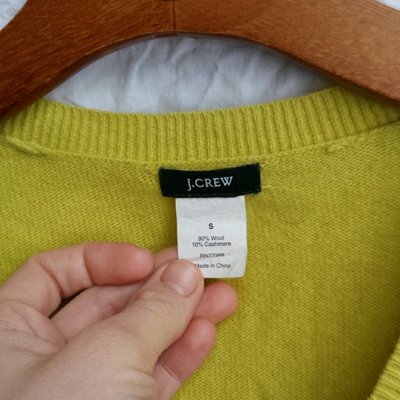 J.Crew wool and cashmere sweater size small - Picture 2 of 4