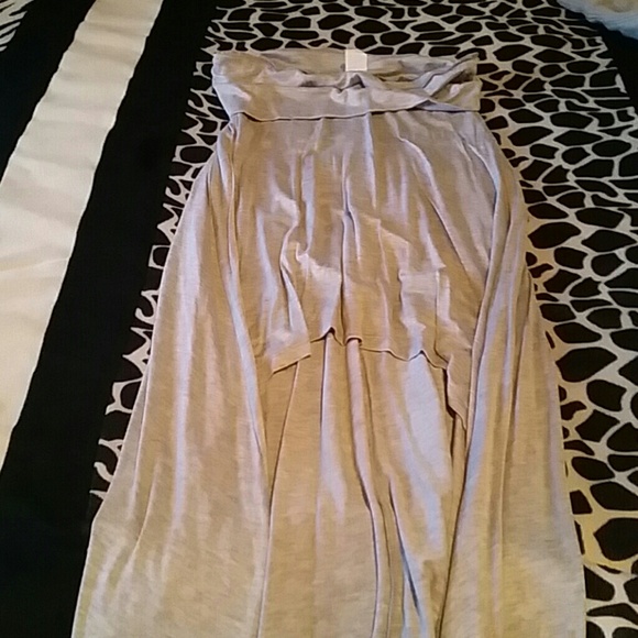 Delias high low skirt