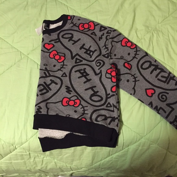 Hello Kitty Loose Fit Crop Top