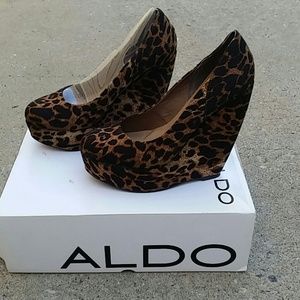 Aldo cheetah print wedges