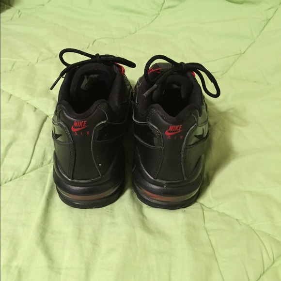 AirMax 95' Black && Red - Picture 4 of 4