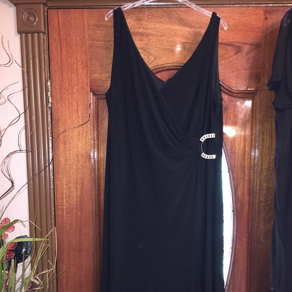 Black Dress - Picture 1 of 1