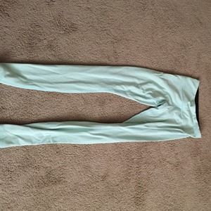 size 6 Lulus black & Tiffany blue reversible