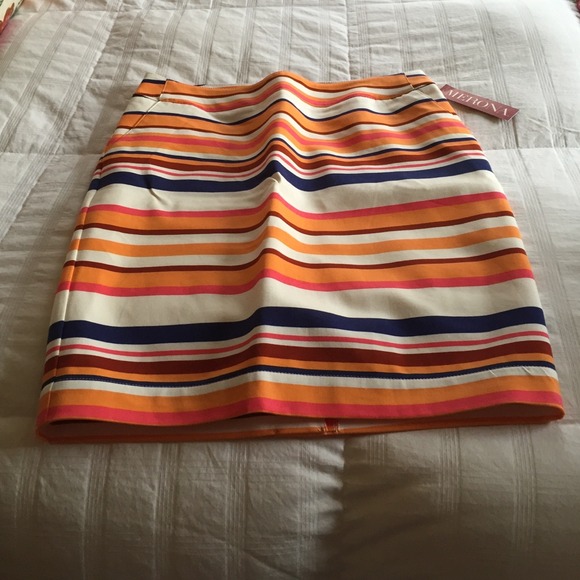 Multi-colored Pencil Skirt💙