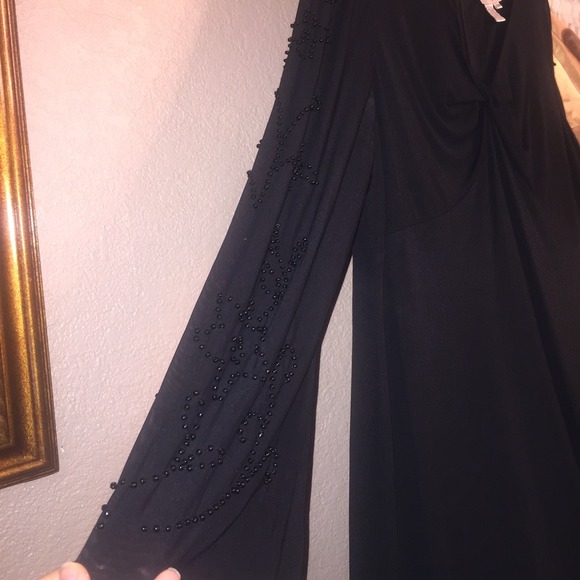 Black Long Sleeve Evening Dress - Picture 3 of 3