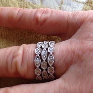 Stella&Dot stackable deco ring