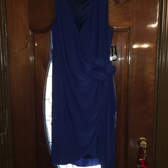 Medium/Short Length Blue Dress - Picture 2 of 2