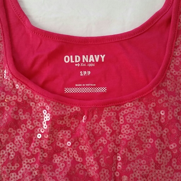 ☆Host Pick☆ NWOT Pink Sequin Tank Top - Picture 3 of 4