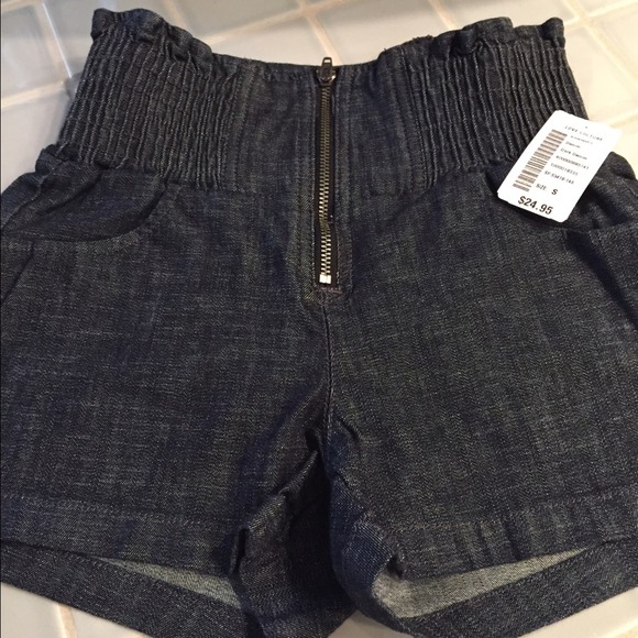 NWT high waisted Jean shorts -size Small