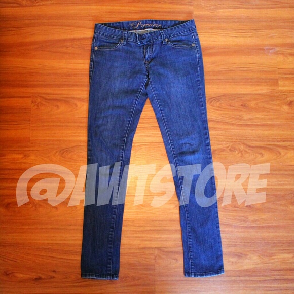 **NEW LISTING**Rue 21 Premiere Denim Jeans - Picture 4 of 4